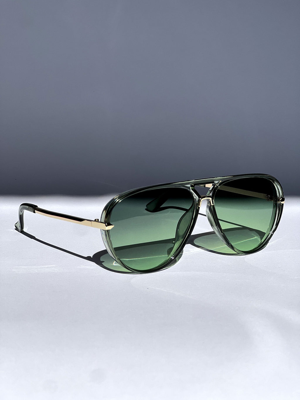 Luniverde, Sable Alloy